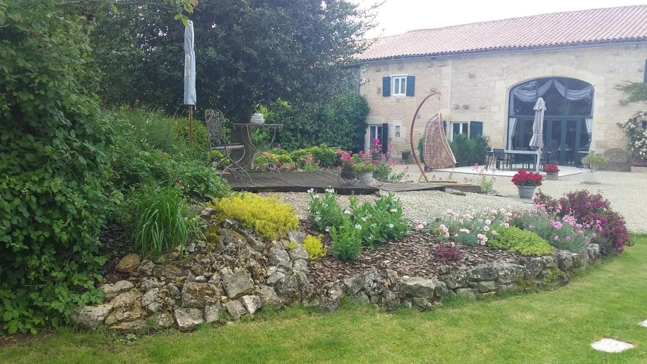 La Grange De Gournay Bed & Breakfast Exterior photo
